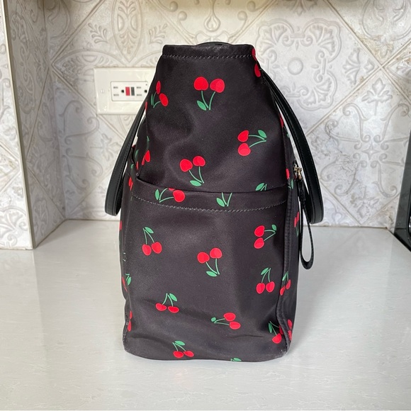 Kate Spade ♠️ Chelsea Nylon Tote- Black Cherry Print- Baby Bag - Picture 4 of 16